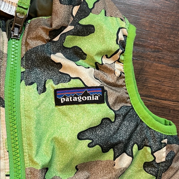 Patagonia Puff Vest/Pants- Reversible - Picture 2 of 3